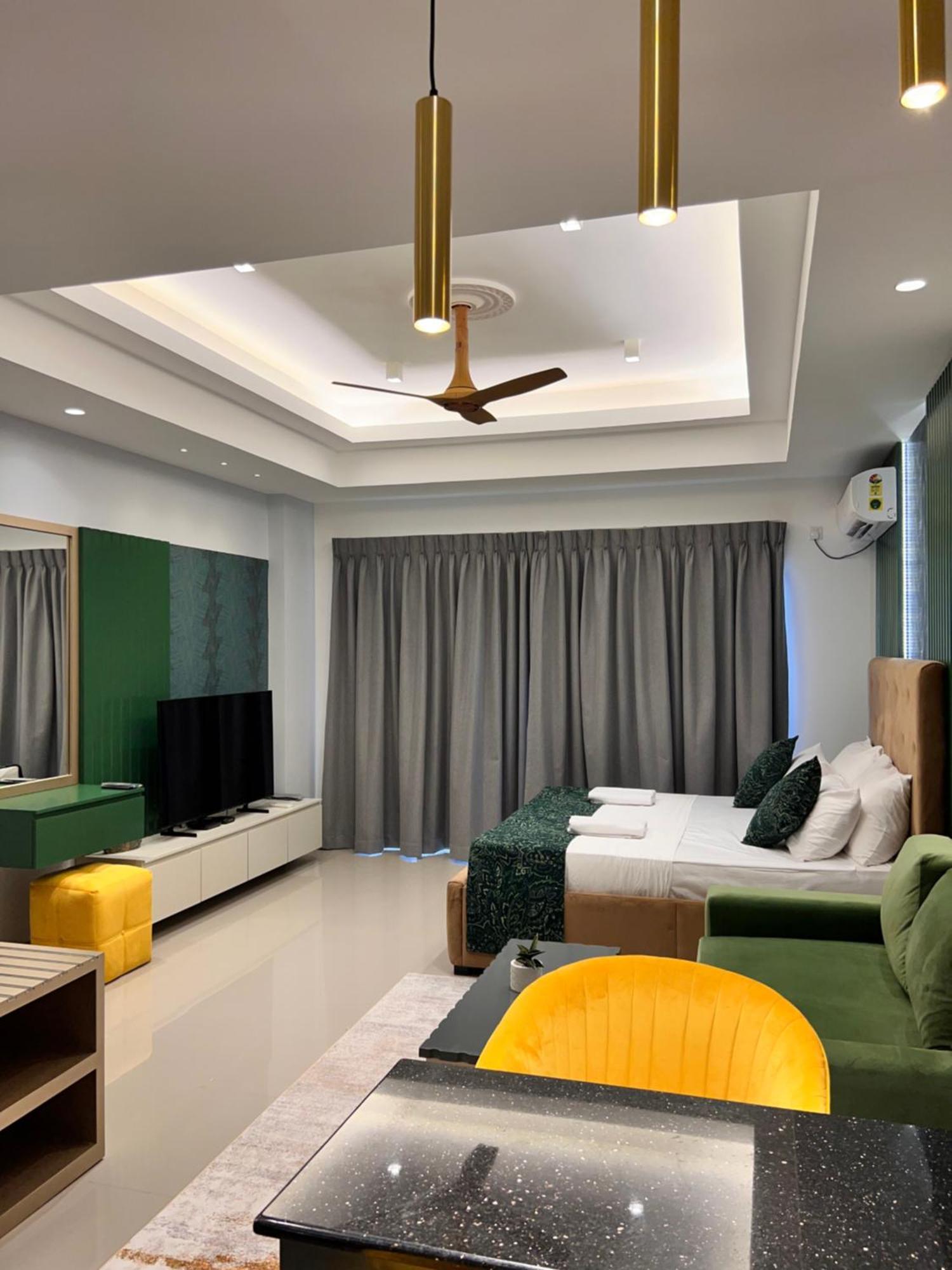 Ocean Breeze Negombo- Tidesend Luxury Beach Apartments Eksteriør billede