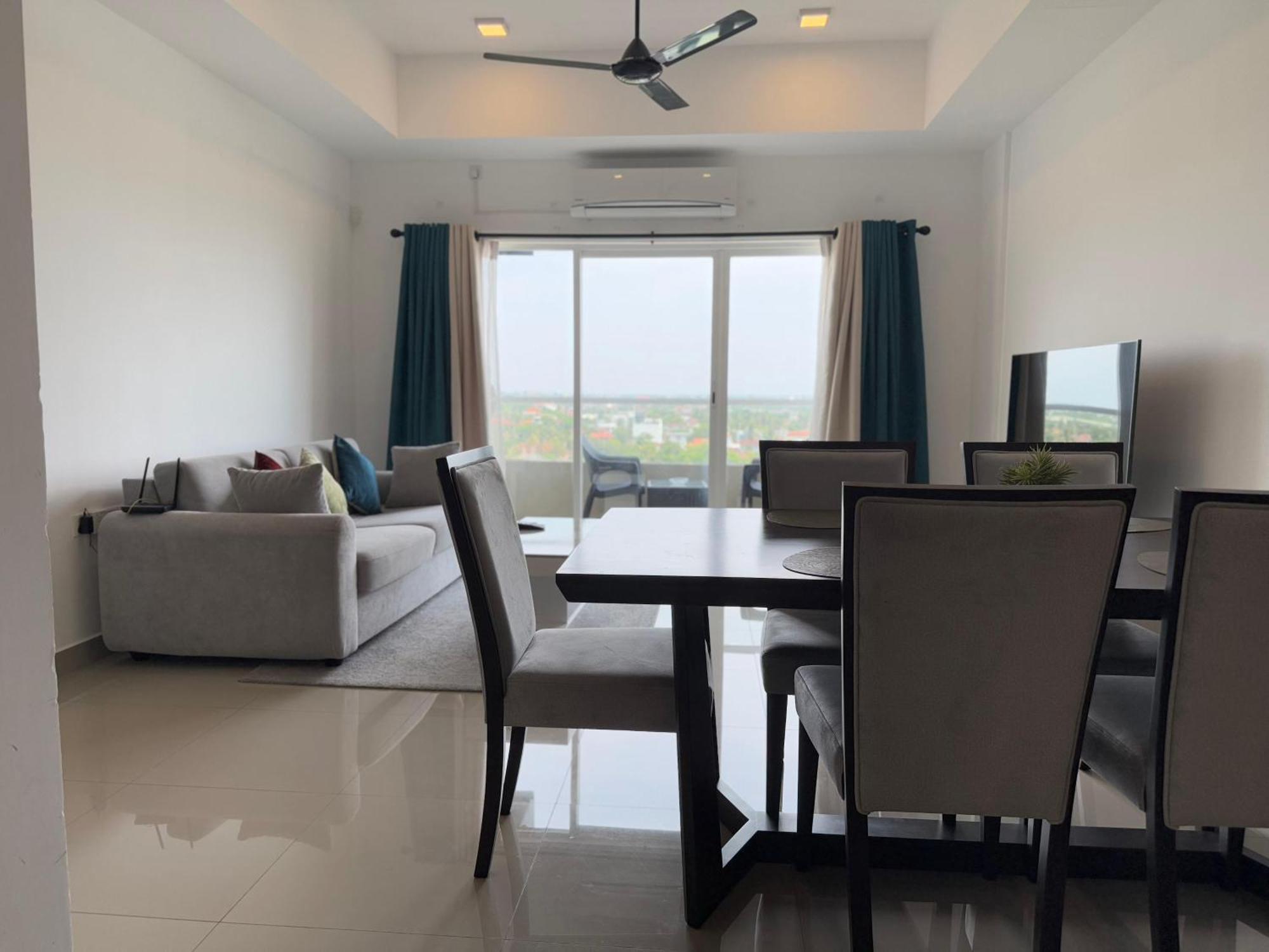 Ocean Breeze Negombo- Tidesend Luxury Beach Apartments Eksteriør billede